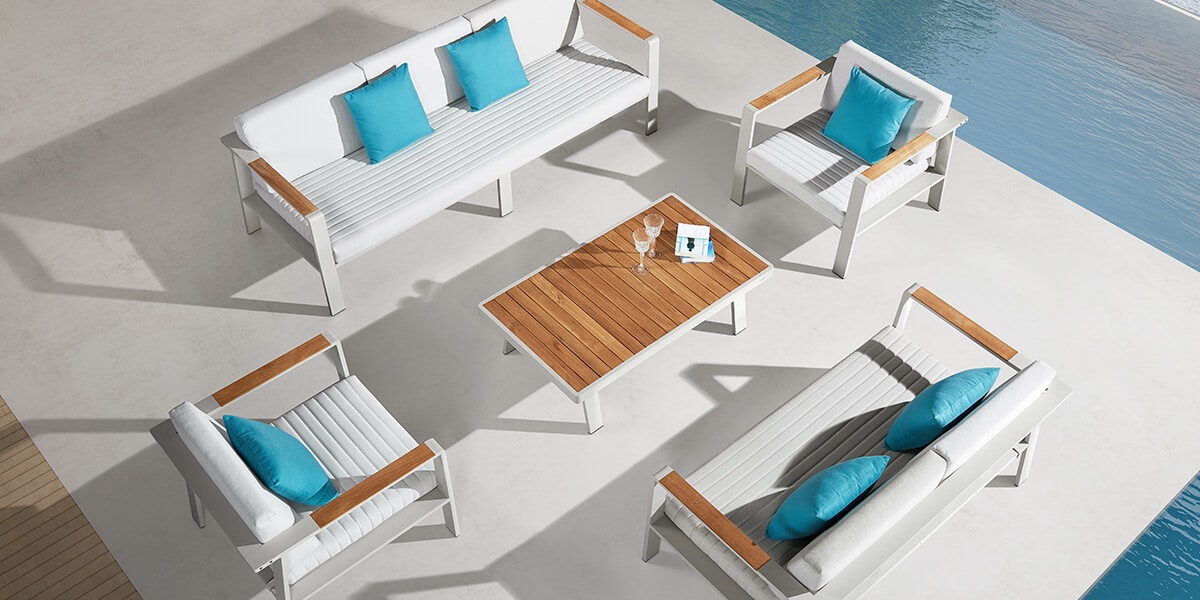 NofiHigold Milano propone divani sedie tavolo da giardino – Collezione Nofi