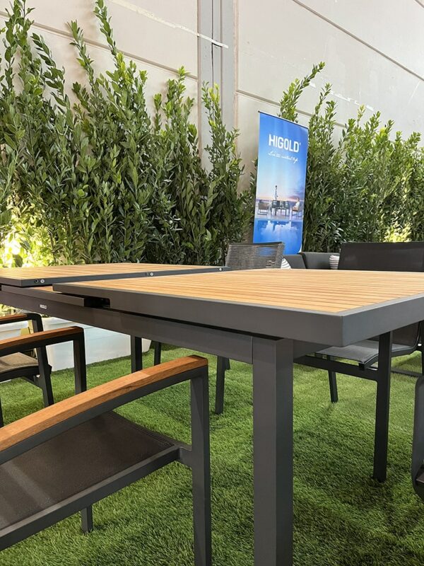 HigoldMilano_InOut_03