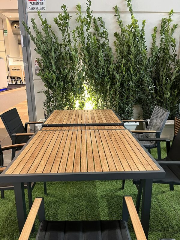 HigoldMilano_InOut_04